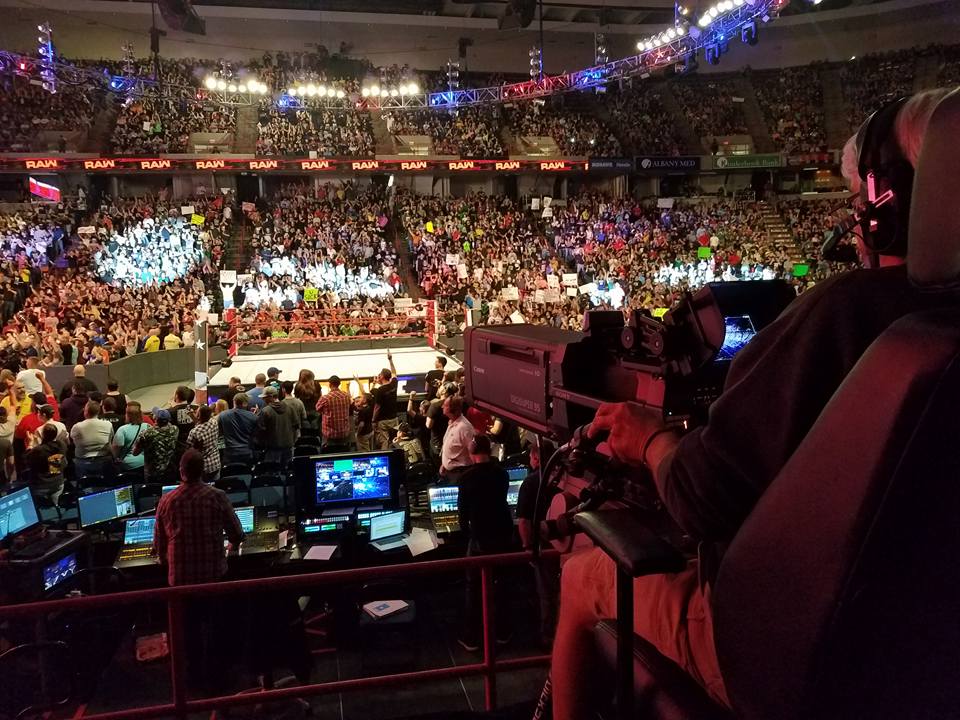 WWE-Arena mit Raw Hardcam