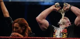 Stone Cold Steve Austin und Becky Lynch - (c) 2020 WWE. All Rights Reserved.