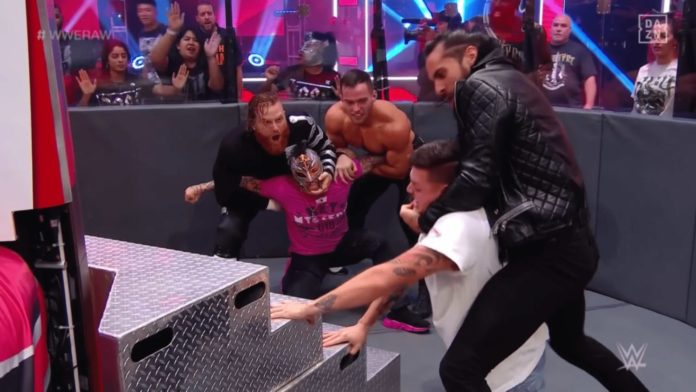 Auge um Auge bei WWE Raw am 22. Juni 2020 - (c) 2020 WWE. All Rights Reserved.