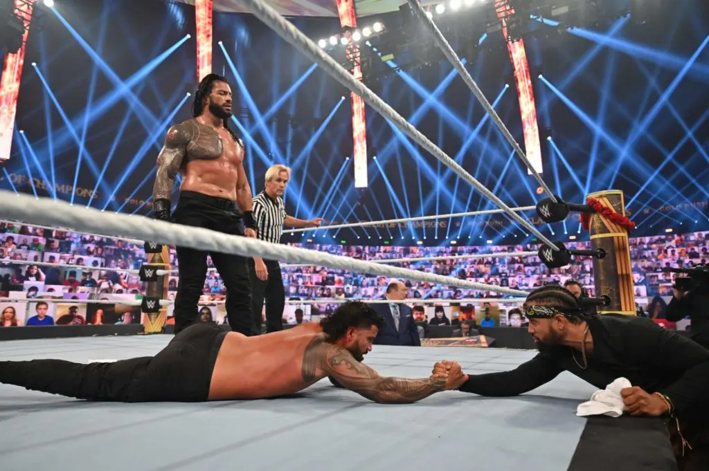 Jimmy wirft für Jey das Handtuch gegen den "Tribal Chief" Roman Reigns - (c) 2020 WWE. All Rights Reserved.