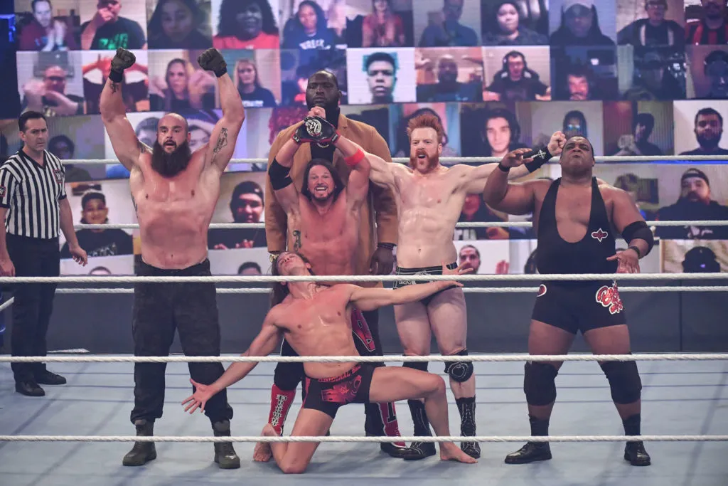 Team Raw siegt ohne Verluste - (c) 2020 WWE. All Rights Reserved.