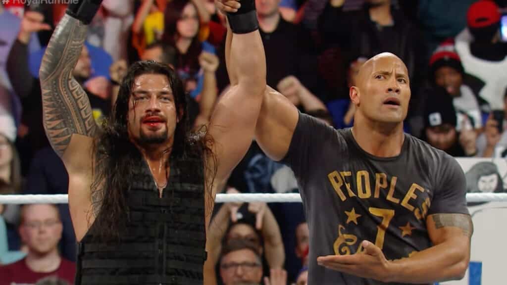The Rock unterstützt Roman Reigns - WWE Royal Rumble 2015