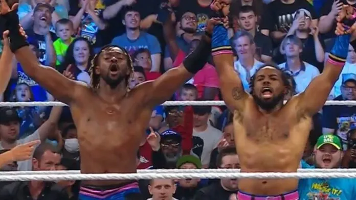 The New Day feiern bei WWE SmackDown