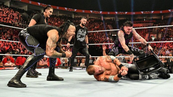 Edge erlebt keinen schönen Arbeitstag! WWE Raw vom 12. September 2022