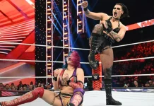 Der Kampf um den WarGames-Vorteil bei WWE Raw vom 21.11.22 / Foto: (c) WWE