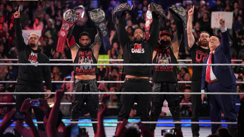 Die Bloodline bei WWE SmackDown (23. Dezember 2022) / Foto: (c) WWE