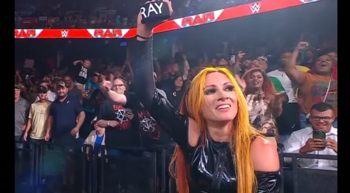 Becky Lynch wurde am Ende von WWE Raw emotional / (c) 2023 WWE