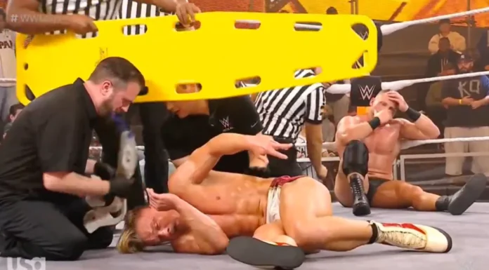 Ilja Dragunov wird erstversorgt / WWE NXT vom 19. Dezember 2023