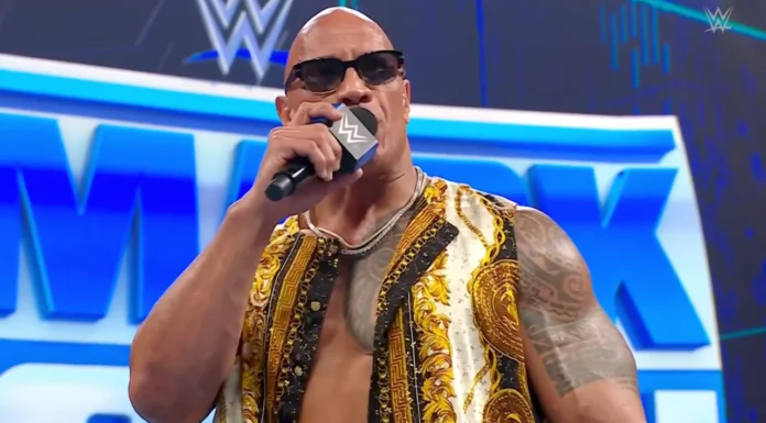 The Rock gibt den Zuschauern zu verstehen, was er von ihnen hält... / WWE SmackDown vom 16.2.24