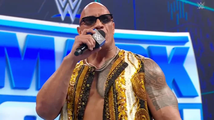 The Rock gibt den Zuschauern zu verstehen, was er von ihnen hält... / WWE SmackDown vom 16.2.24