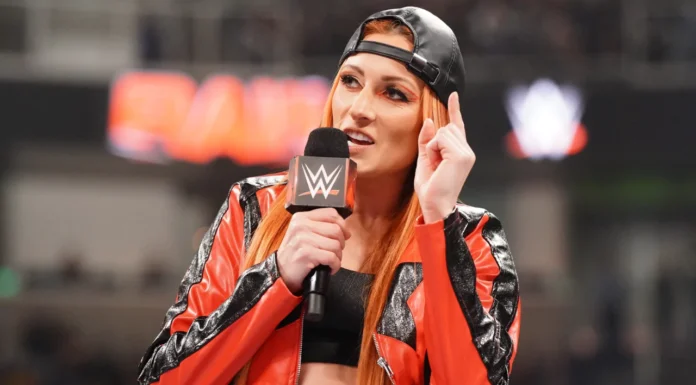 Auch Becky Lynch weiß: Es bleibt noch ein wenig Zeit, das Raw-Problem zu lösen / (c) 2024 WWE