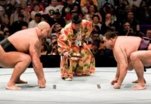 Big Show vs. Akebono starten ihren Sumokampf bei WrestleMania 21 / (c) WWE